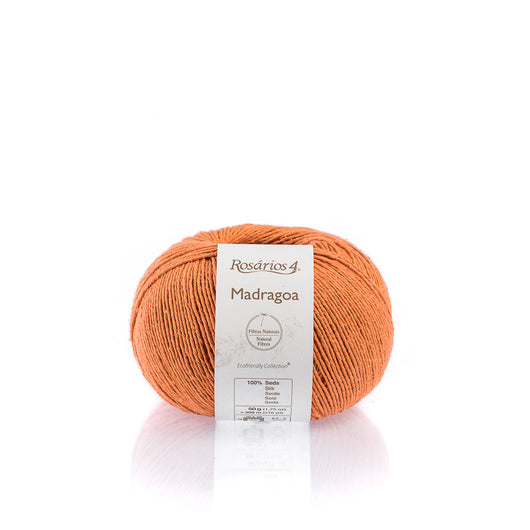 MADRAGOA Yarn: 100% Silk, Fingering