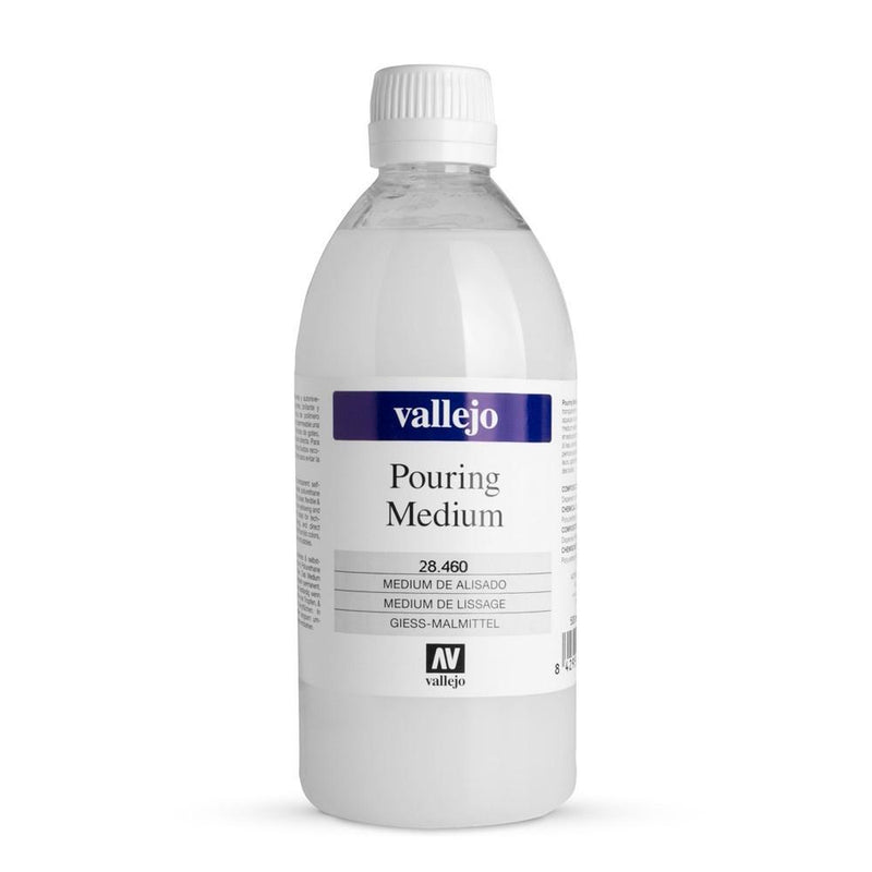 Vallejo Pouring Medium - 200 ml